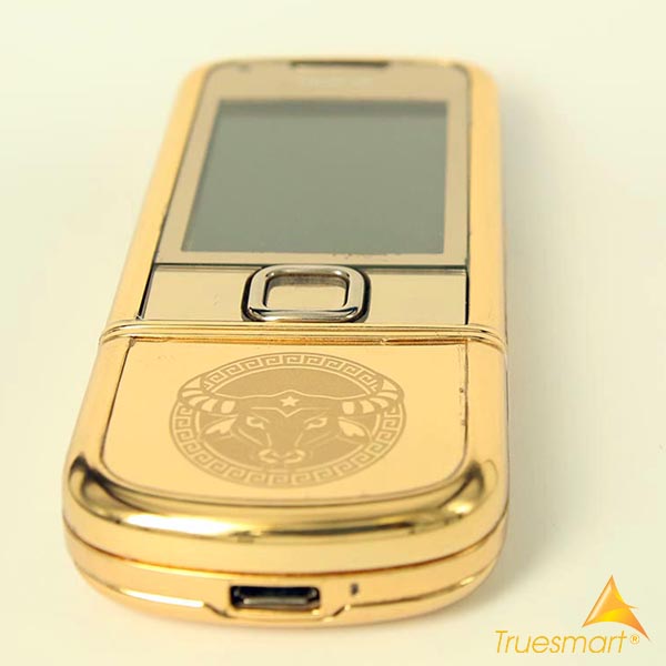 Điện thoại 8800 mạ vàng